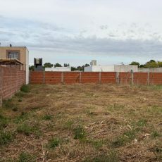 TERRENO - BARRIO LAS LILAS