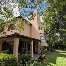 Casa En Venta, Robles del Monarca.