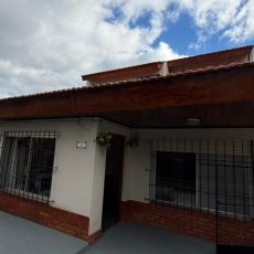 Necochea 400, Villa Morra, Pilar.
