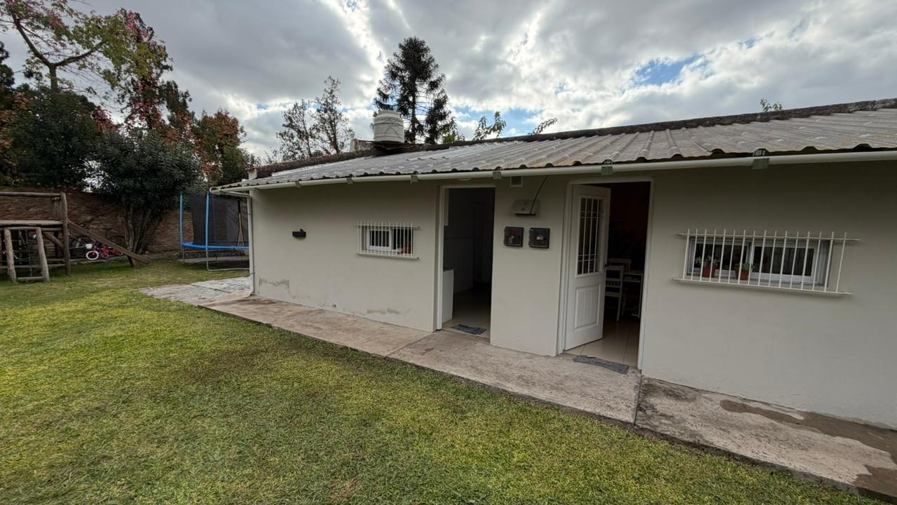 Necochea 400, Villa Morra, Pilar. - Image 15